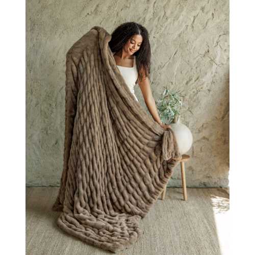Hugs Light Mountain Trail Plush Blanket