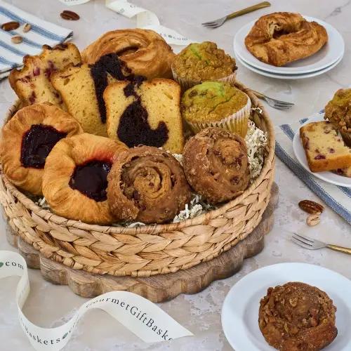 Country Inn Breakfast Gift Basket by GourmetGiftBaskets.com