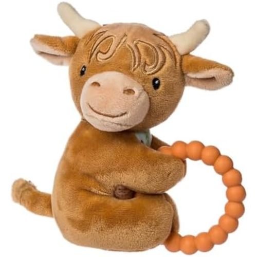 Mary Meyer Soft Baby Rattle with Soothing Teether Ring, 6-Inches, Hetty Highland Cow