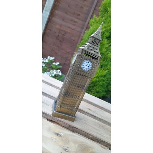 Big Ben Statue Peter Pan Neverland Wedding Centrepiece Party Pirate Props Neverland Signage Wedding Fairytale Weddings Peter Pan Clock