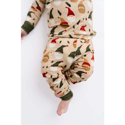 Cozy Gnomes Bamboo Set