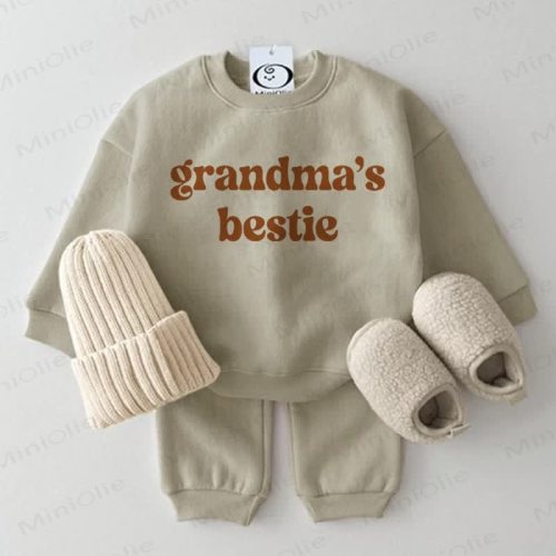 GRANDMA'S BESTIE Baby 2-Piece Grey Green Set