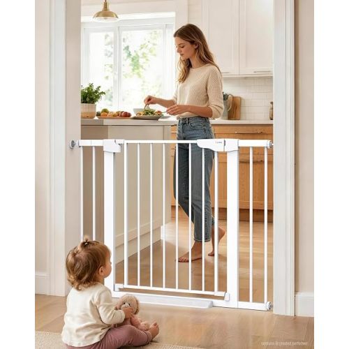 Cumbor Baby Gate in White