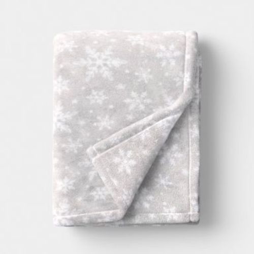Christmas Snowflake Plush Throw Blanket Gray/White - Wondershop™