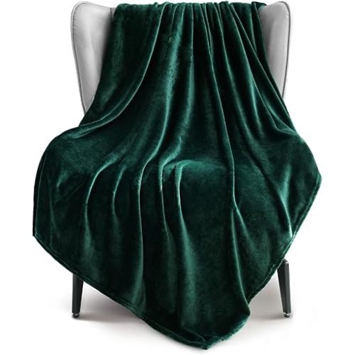 Exclusivo Mezcla Soft Large Fleece Throw Blanket for Couch, Forest Green