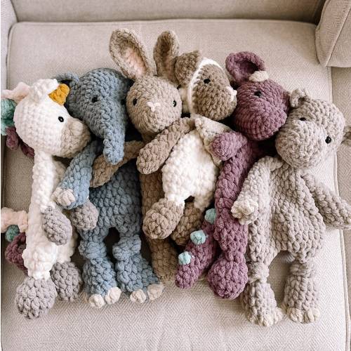 baby snuggle elephant - blue <3