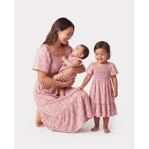Mommy & me Blue Flora Print Smocking Puff-sleeve Dress Set Pink