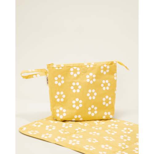Quick Change Kit Bag Diaper Clutch Baby Bag With Changing Mat | Sunshine Dots - Storq by Kindred Bravely