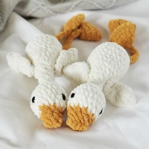 Crochet Silly Goose Plush: Chenille Stuffed Animal Toy