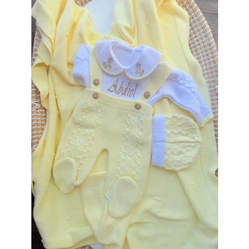 Traje caballito amarillo 🐴
