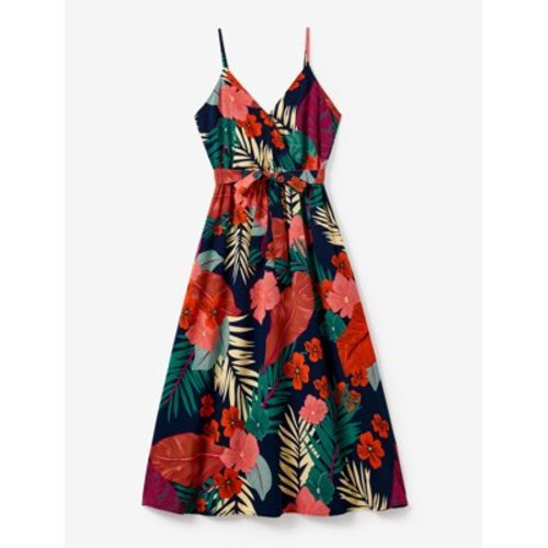 PatPat Women Dresses Mommy and Me Family Matching Outfits and Sleeveless Hawaiian Vacation Casual Beach Dresses  for Women Sundresses