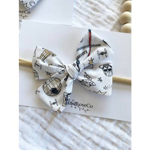 Star Wars Baby Headband, Newborn Baby Bow, Baby Headbands, Star Wars Hair Bows, Star Wars Nursery, Death Star Hair Bow