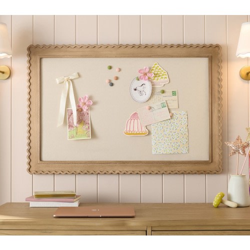 Wavy Trim Pinboard (24"x 36")