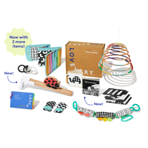 Newborn: The Looker Play Kit

Help your newborn form new brain connections as they strengthen their vision and build body awareness. Included Play Guide with essential ways to play & tips.