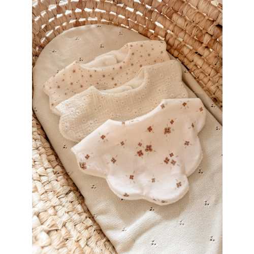 Petal bib / baby / child / newborn / 0-36 months / customizable