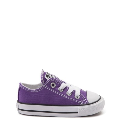 Converse Chuck Taylor All Star Low-Top Sneaker - Baby / Toddler - Purple