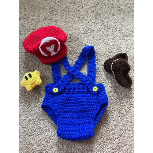 Crochet Mario Bros. Costume: Newborn Photo Prop Outfit