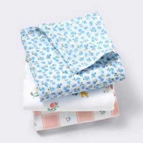 "swaddle blankets muslin cloud island"