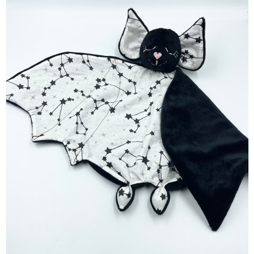 Baby bat security blanket, bat comforter, animal blanket, plush for baby, baby blanket bat, lovey blanket, bat plush, personalized baby toy