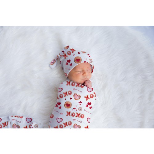 Valentine's Day Swaddle Set, XOXO Baby Blanket, Personalized Red Hearts Baby Blanket, Baby Boy Valentine's Day Swaddle, Hugs and Kisses