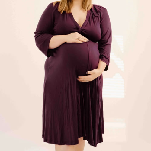 Lila Labor & Postpartum Gown in Plum