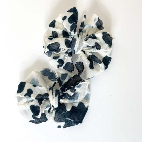 Cow Ruffle Clip