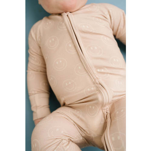 Neutral Smiley Bamboo Sleeper