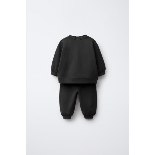 SWEATSHIRT AND JOGGER PANTS SET - Black | ZARA United States