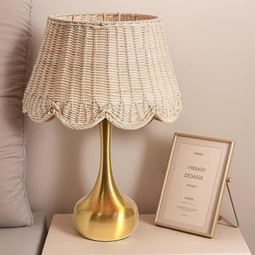 Premium Scalloped Rattan Shade Table Lamp, Small Brass Gold Table Lamps for Nightstand, Gold Small Bedside Table Lamp with E26 Bulb, Boho Wicker Lamp for Bedroom (Scalloped Rattan Shade Table Lamp)
