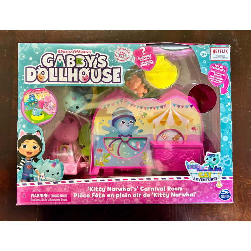 Gabby's Dollhouse Kitty Narwhal's Carnival Room Playset with Figure 25013
