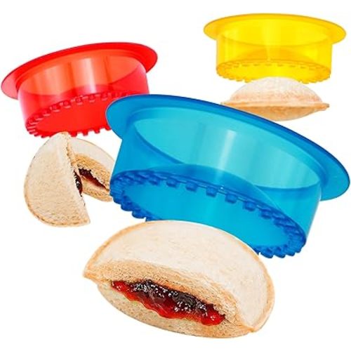 HiYZ Sandwich Cutter and Sealer - 5 PCS Decruster Sandwich Maker - Peanut Butter and Jelly Crustless Sandwich Bread Pancake Maker Cookie Cutter for Kids Children Boys Girls