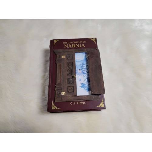 The Chronicles of Narnia - Complete Volumes Leatherbound Book