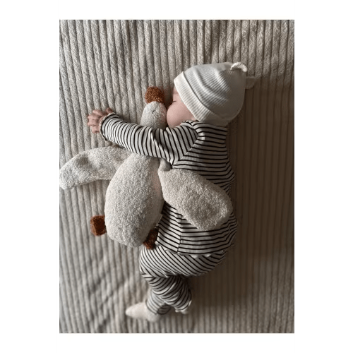 Handmade Wool Duck Plush Toy: Soft Sleep Companion for Toddlers
