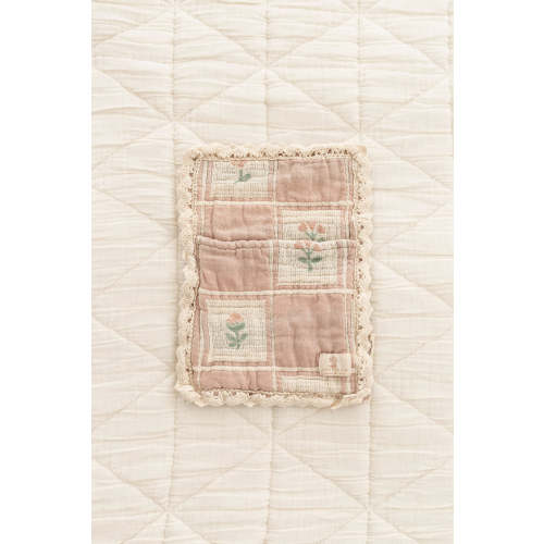 Patchwork Doll bed - fleur