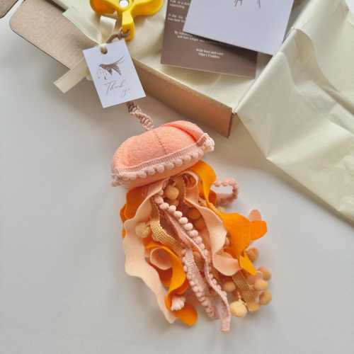 Jellyfish Stroller Toy | Pram Rattle Mobile | Felt Baby Stroller Chain | Handmade Gift for Newborn | Ocean Theme Pram Accessory