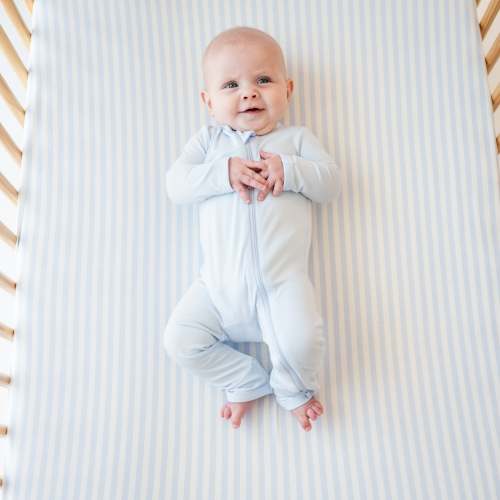 Crib Sheet in Small Mist Stripe
