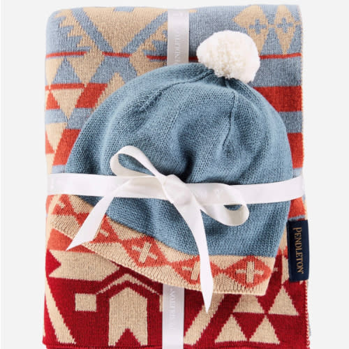 KNIT BABY BLANKET WITH BEANIE