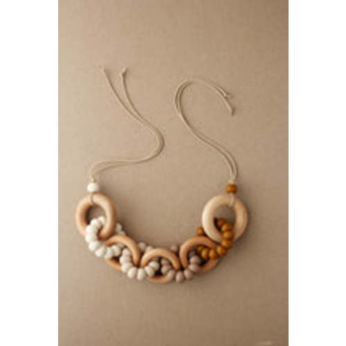 Pram Garland - Kyle | Creamy – Finn + Emma