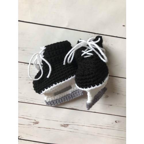 Crochet Hockey Skates Booties: Newborn Hockey Fan Gift