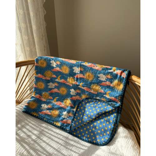 Reversible Organic Muslin Blanket - Golden Hour – AEGI BLOOM