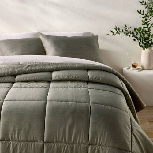 King/California King Rayon from Bamboo Comforter Set Olive Green - Casaluna™
