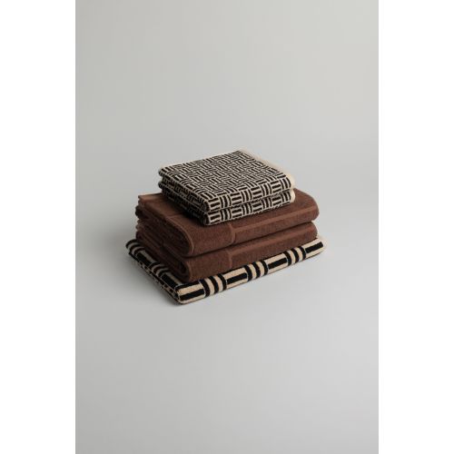 ESSENTIAL BATHROOM SET 26