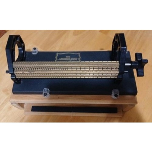 pleater smocking machine with wooden stand Amanda Jane