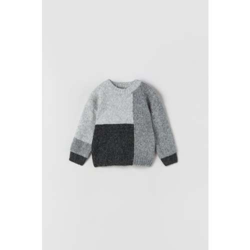 COLOR BLOCK GAUGE KNIT SWEATERUSE OUR APP