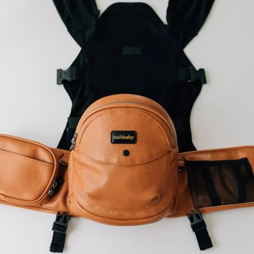 TushBaby Hands-Free Carrier Set