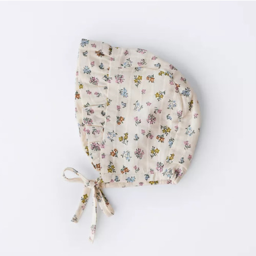 FLORAL TEXTURED RUFFLED BONNET - Mid-ecru | ZARA United States
