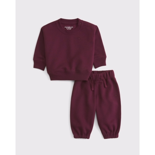 baby essential icon set