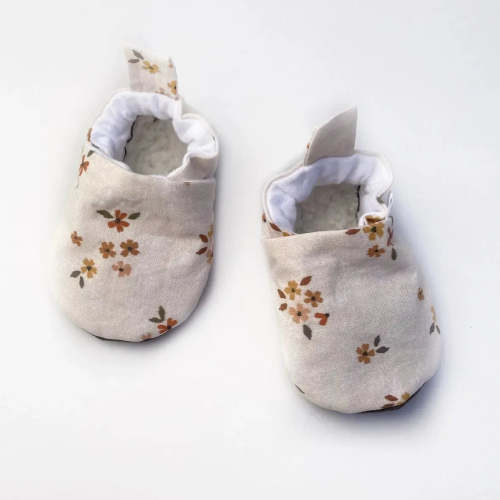 Gus Kids Co. - Faux Suede Sole Sherpa Moccasins - Dainty Floral