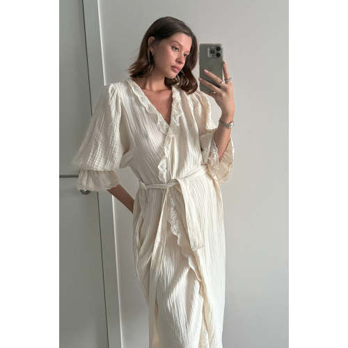 LACED MUSLIN ROBE