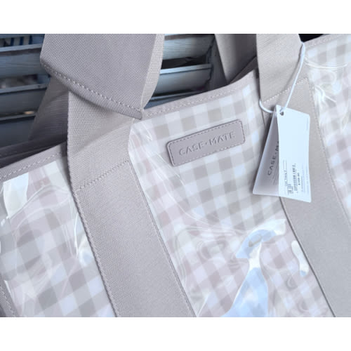 Case-Mate Bow Jelly Tote – Waterproof, Foldable & Built-In Phone Pouch